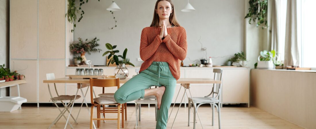Hip Stretches for People Who Sit All Day: 7 Simple Stretches to Reduce Hip Stiffness