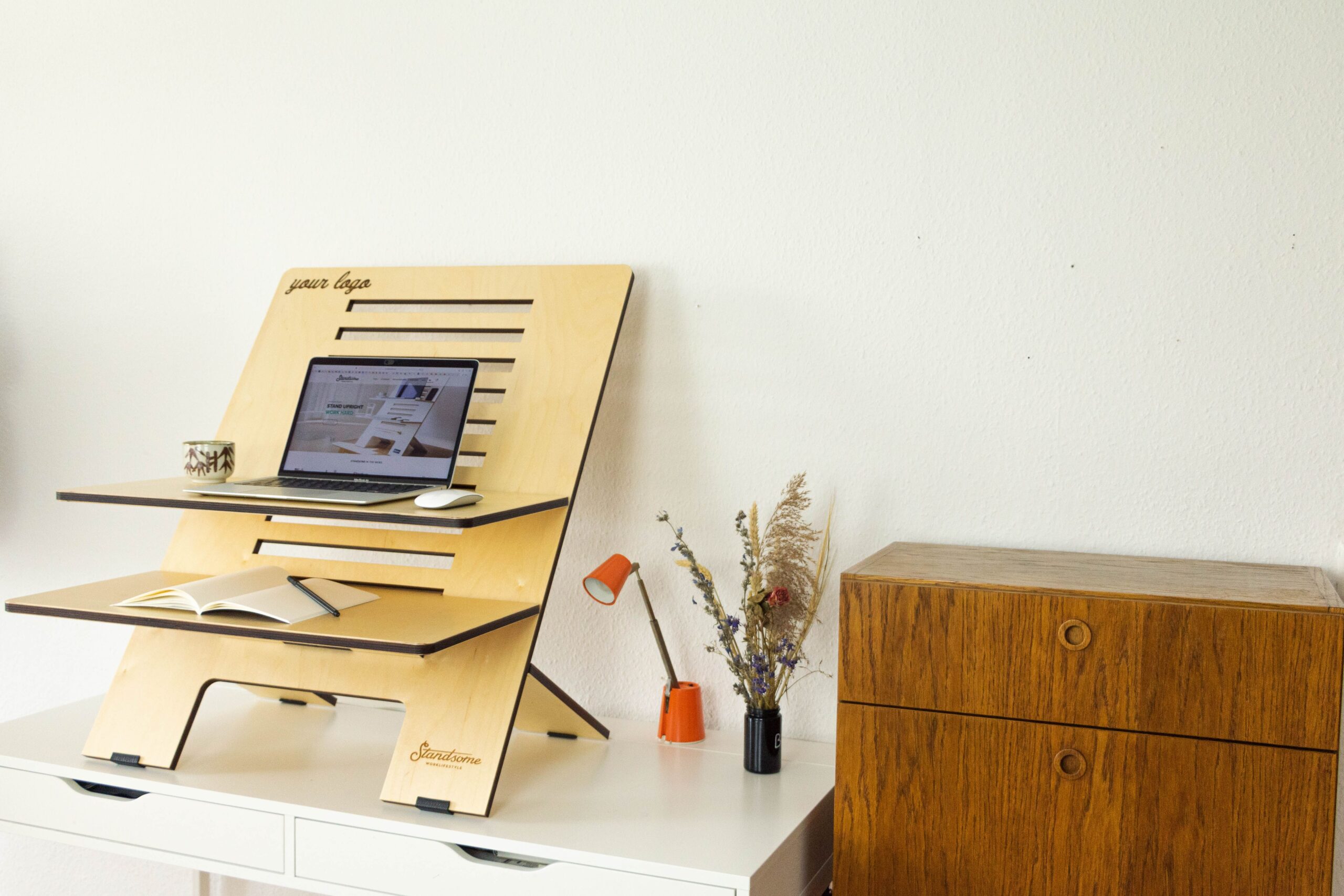 Standing Desk Benefits: Are They Worth It?