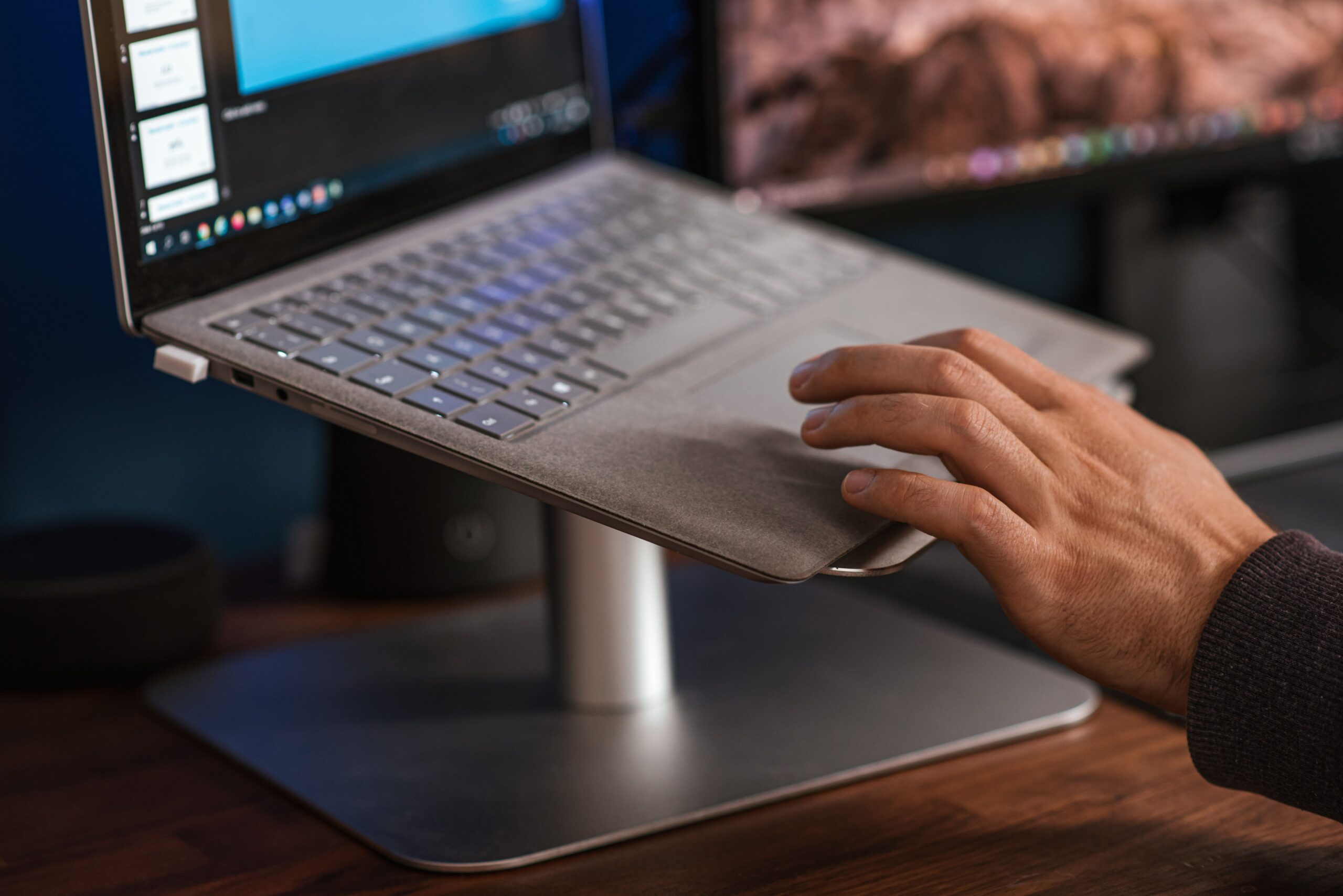 Best Laptop Stands for Better Posture (2026): Top Picks for Every Budget