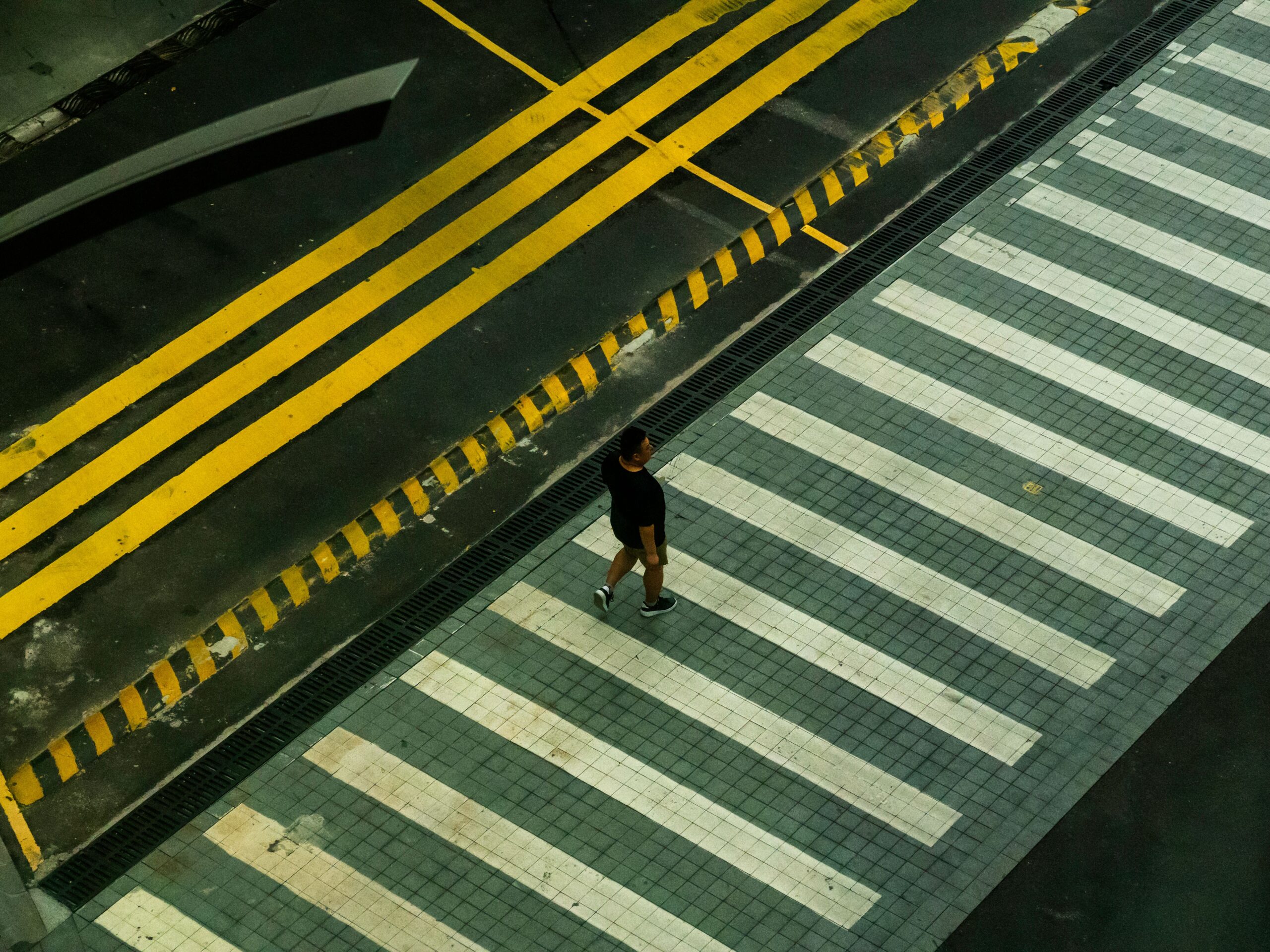 Walking Safety Tips: How to Stay Safe While Walking Outdoors