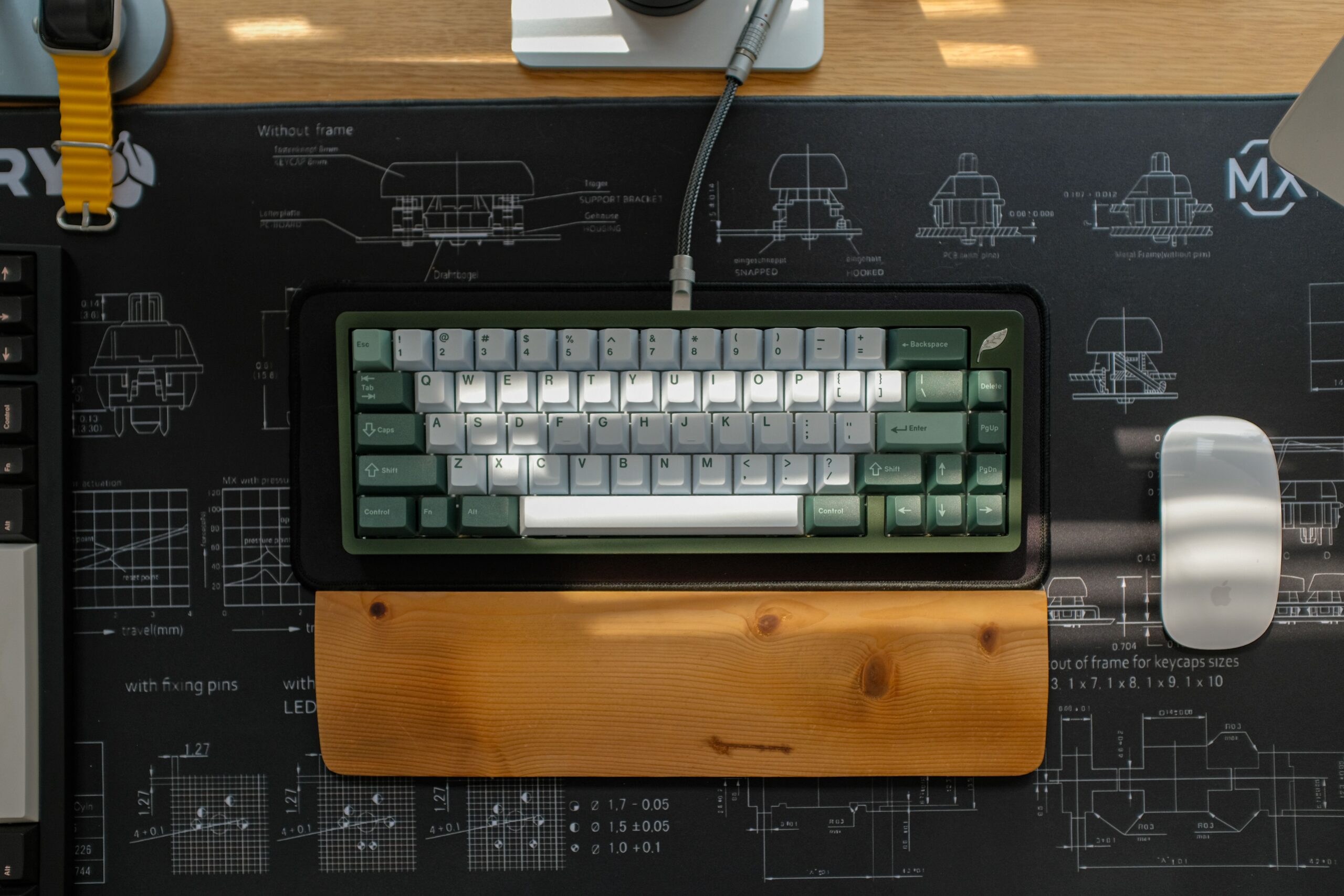 Best Ergonomic Keyboards (2026): Top Picks for Comfort & Productivity