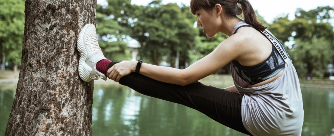 Quadriceps Stretches: Benefits, How to Do Them and Common Mistakes