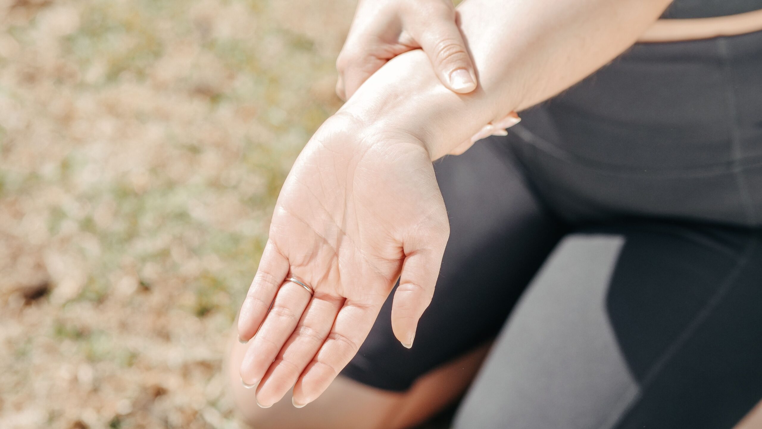 Wrist Stretches: Benefits, How to Do Them and Common Mistakes