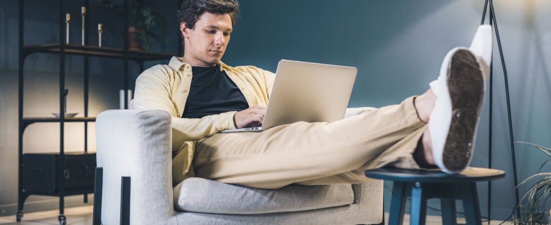 Best Footrests for Office Workers (2026): Top Picks for Better Comfort & Posture