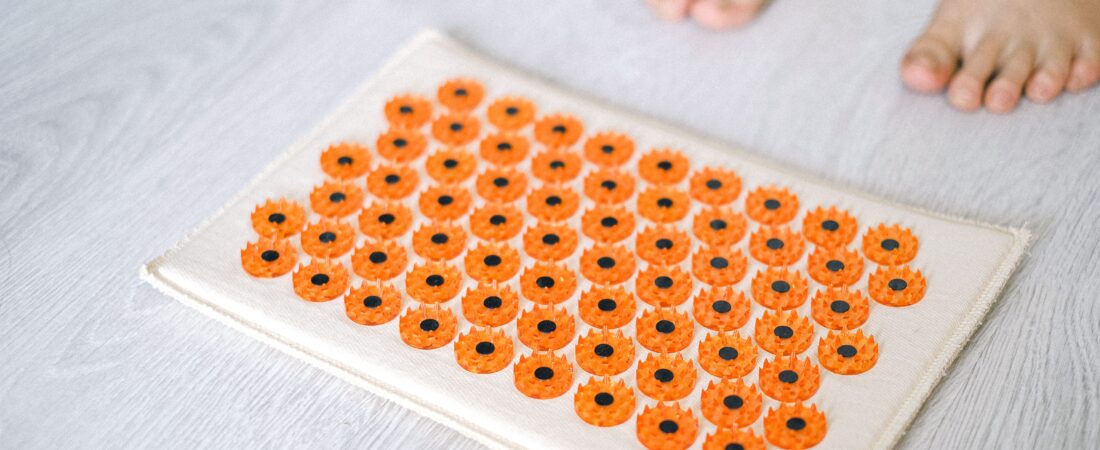 Best Acupressure Mats (2026): Top Picks for Relaxation, Recovery & Everyday Use