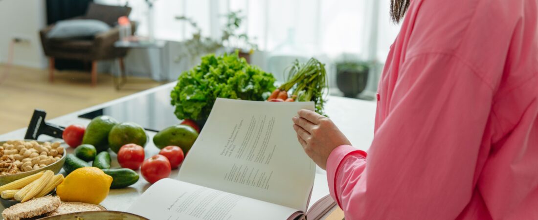 Best Healthy Cookbooks (2026): Practical Recipe Books for Building Healthy Eating Habits